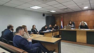 Política