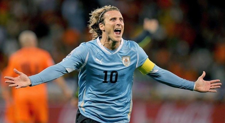 Cambios en la selección de Uruguay: Diego Forlán será el técnico interino